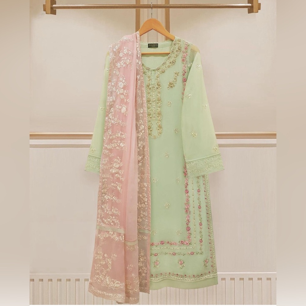 Brand New With Tags! Agha Noor Embroidered Chiffon 3pcSet w/ Choker Set